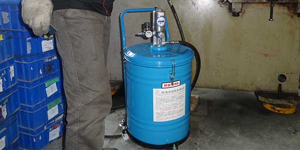 氣動注油機(jī)漏油該怎么處理-速耐氣動工具幫您解決